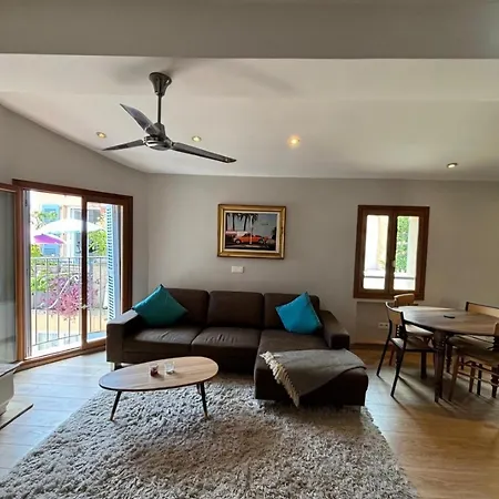 Apartman Appartement Lumineux Vue Mer Calme Au Coeur Du Viel Antibes Clim Neuve